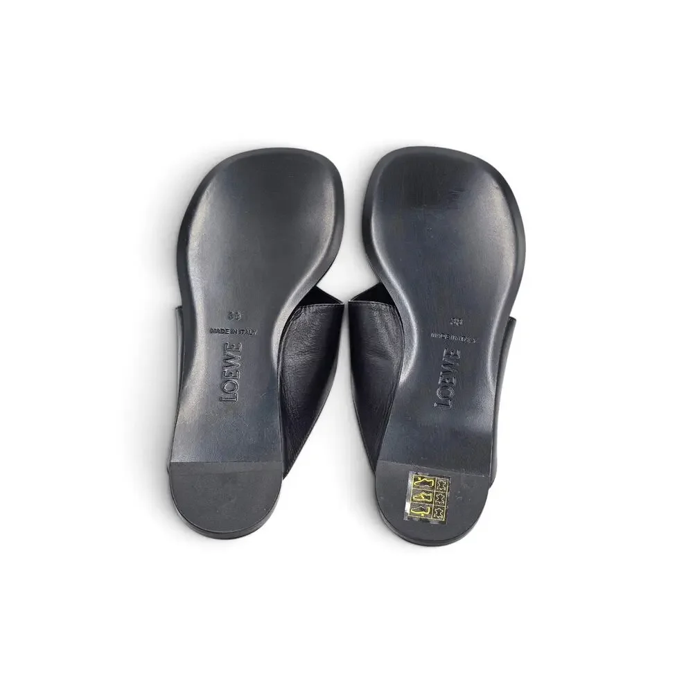 Loewe Toggle Flat Sandals Calfskin Leather Black - NWB $1100